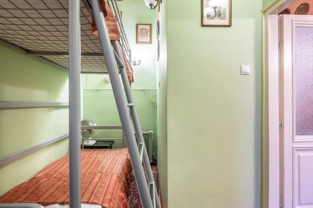 Jozsef-Corvin Central Budapest Exterior photo